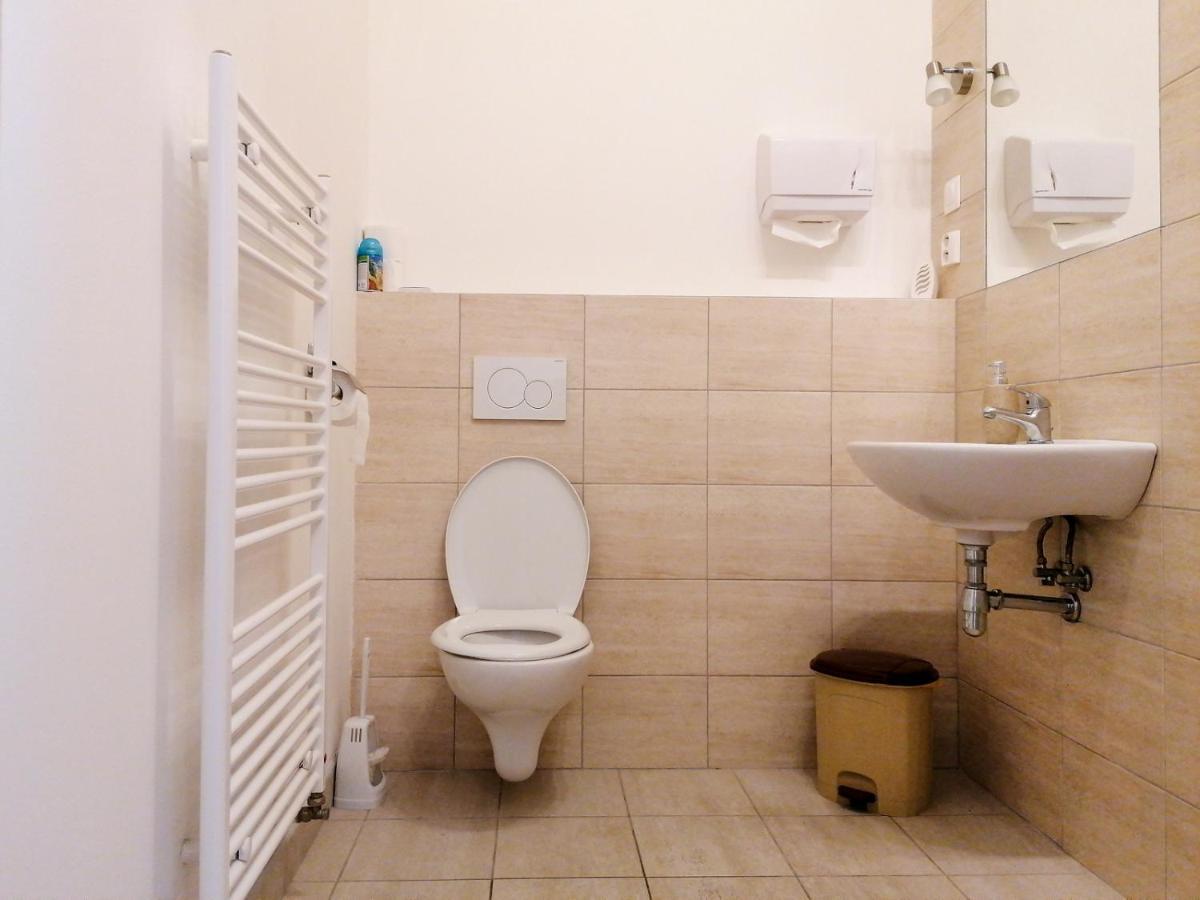 Hostel Vodna 1 Kosice Bagian luar foto