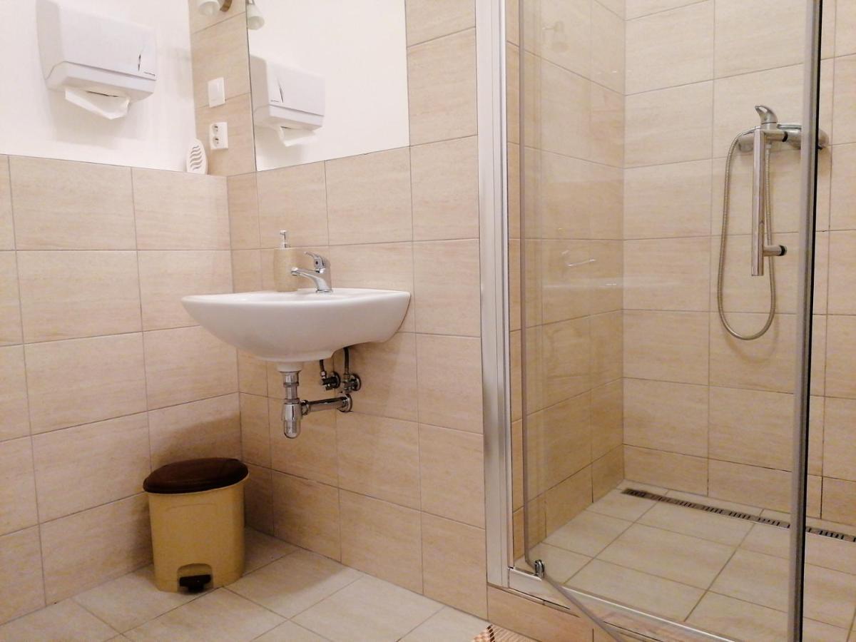 Hostel Vodna 1 Kosice Bagian luar foto