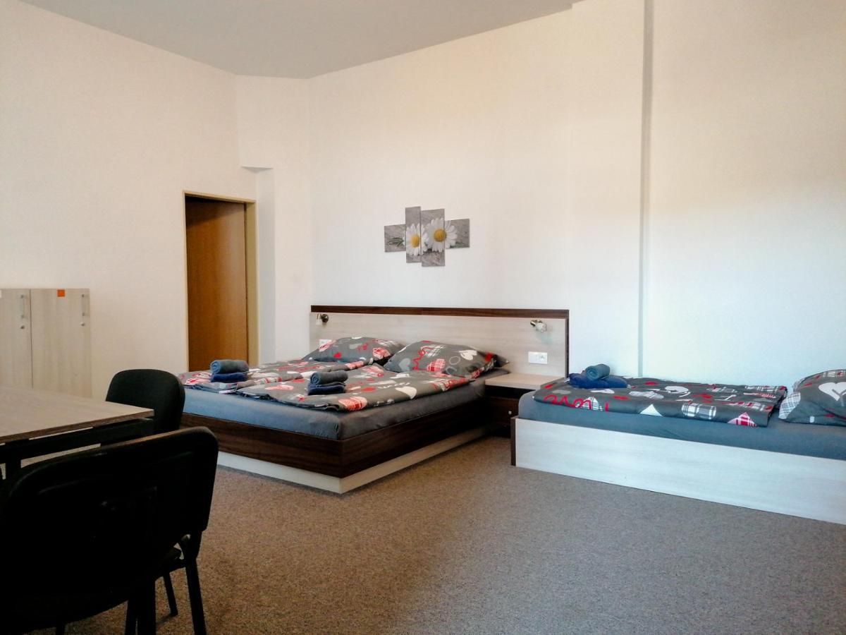 Hostel Vodna 1 Kosice Bagian luar foto